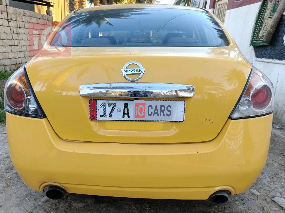 نيسان ألتيما